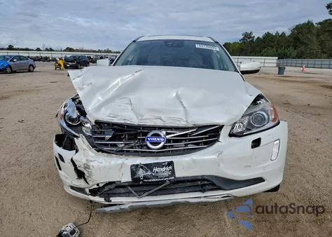 2017 Volvo Xc60 T5 Inscription z USA, uszkodzony, nr VIN YV440MRU6H2174053